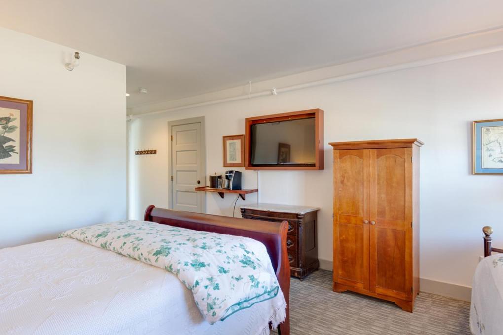 First Colony Inn Нагс-Хед Экстерьер фото