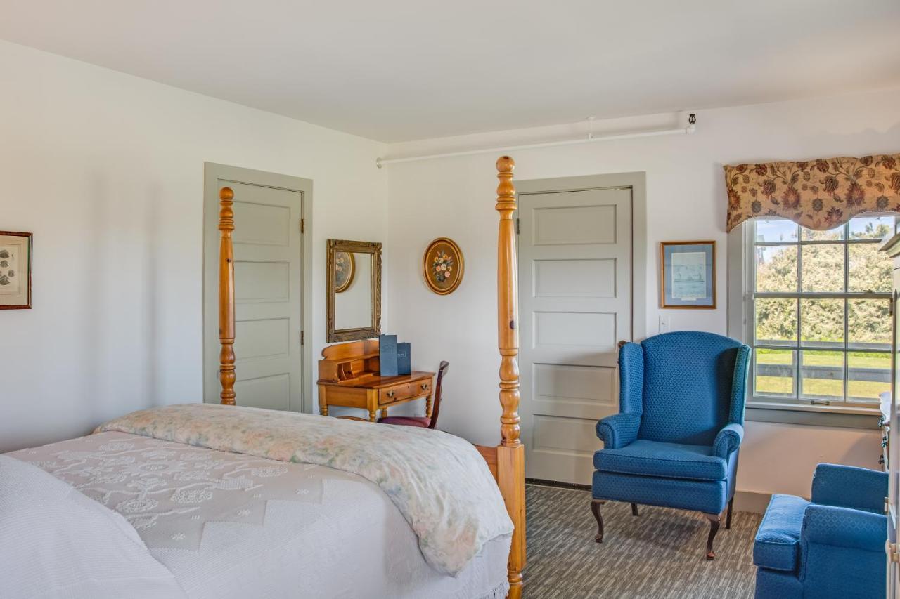 First Colony Inn Нагс-Хед Экстерьер фото